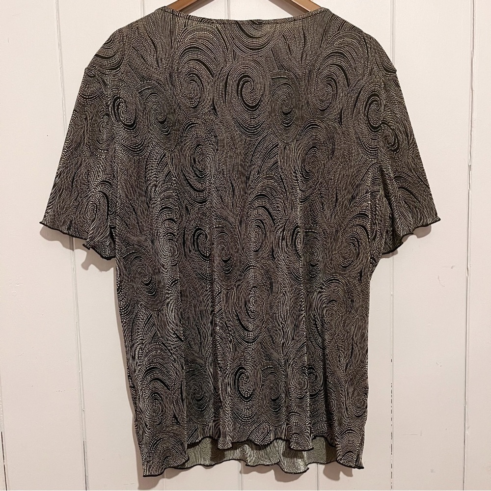 Penningtons Black and Tan Top with Built in Cami front. Has stretch. Size 1X. - Picture 6 of 8